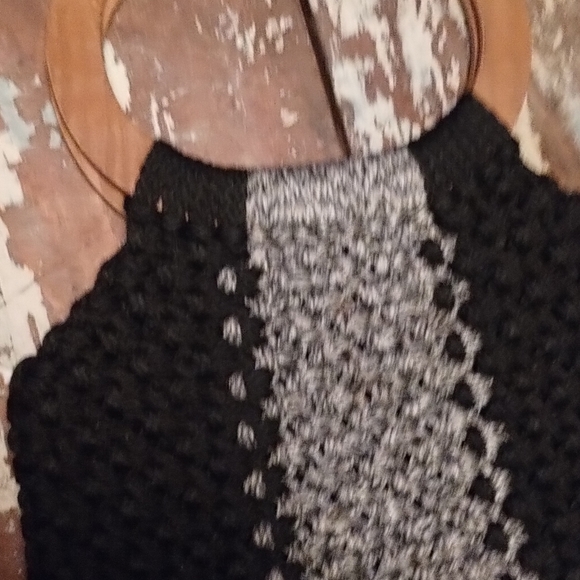 handmade hand knitted purse - Picture 6 of 8